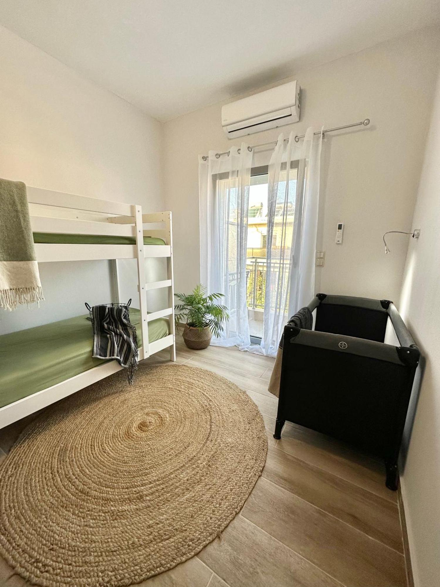 Exquisite 4-Bedroom Prestige Apartment Родос Экстерьер фото